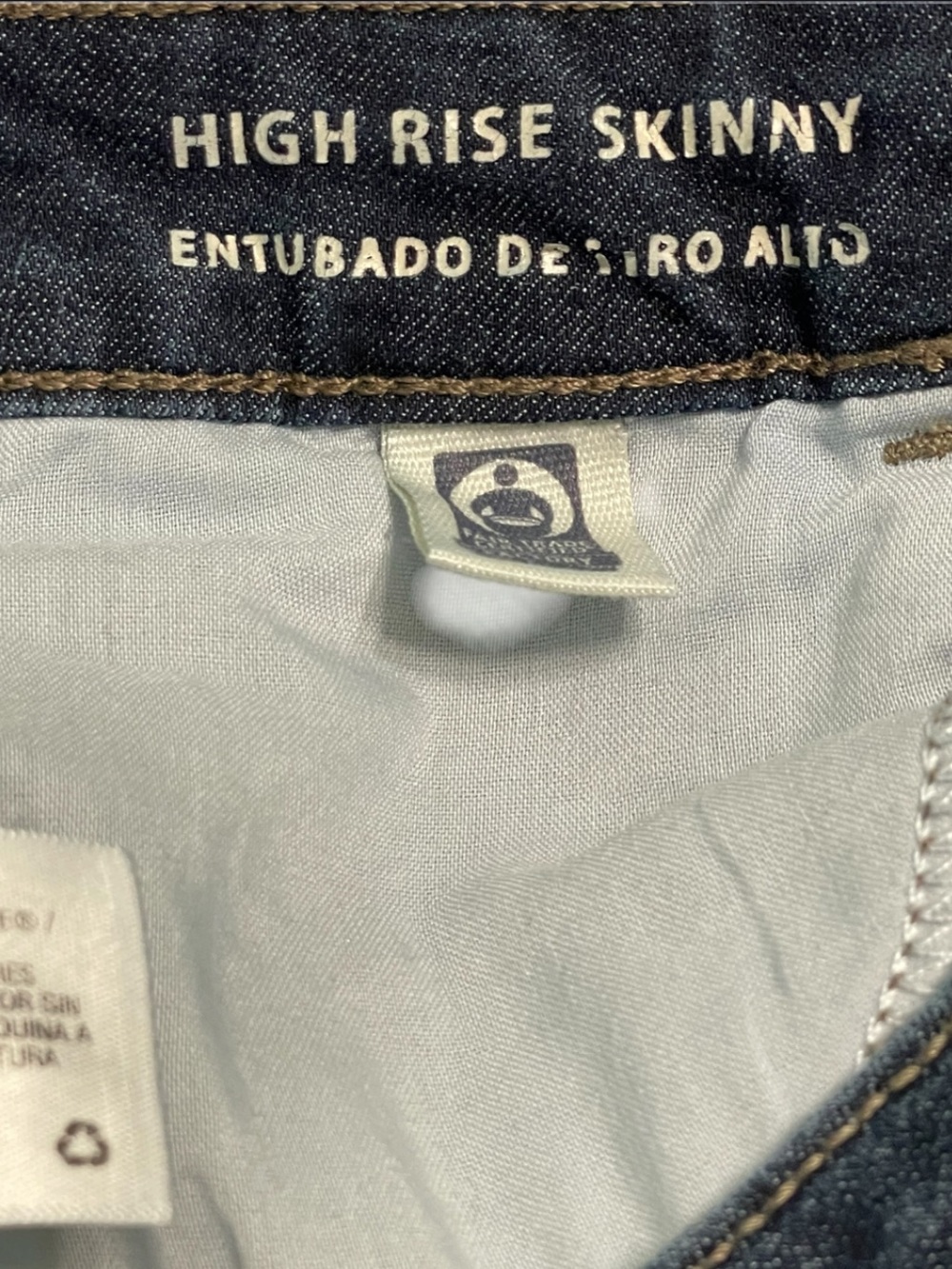 Universal Thread High Rise Skinny Jeans - Picture 7 of 11